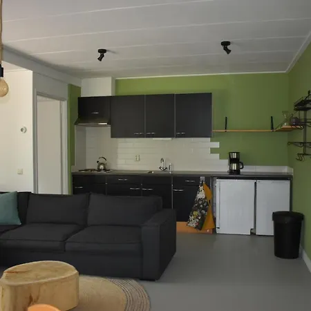 Vakantiehuis 6 Personen *