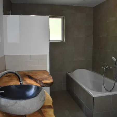 Vakantiehuis 6 Personen *